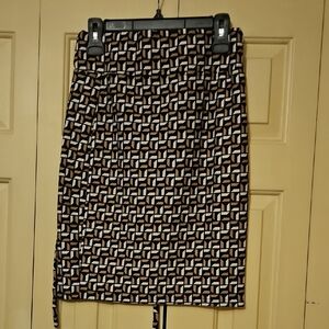 Geometric Patterned Black and White Skirt